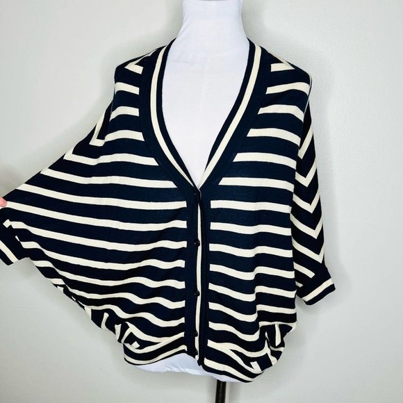 BCBGMaxAzria Sweater XS/SM Oversized Merino Wool Striped Dolman Batwing V-Neck - Picture 2 of 7